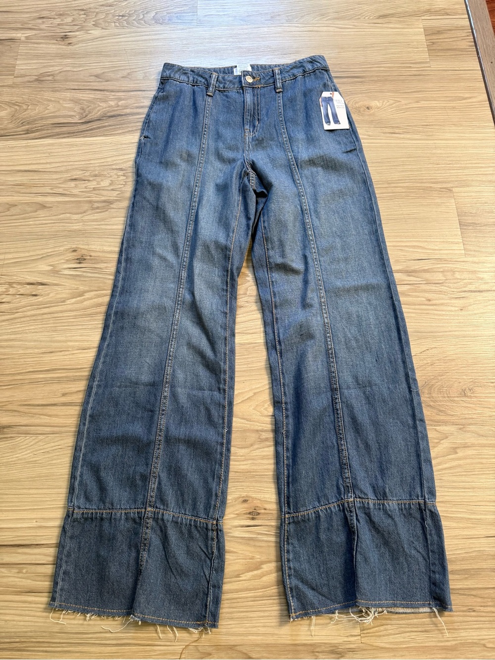 Time and True Women’s High Rise Wide Leg Jeans Size 0 NWT